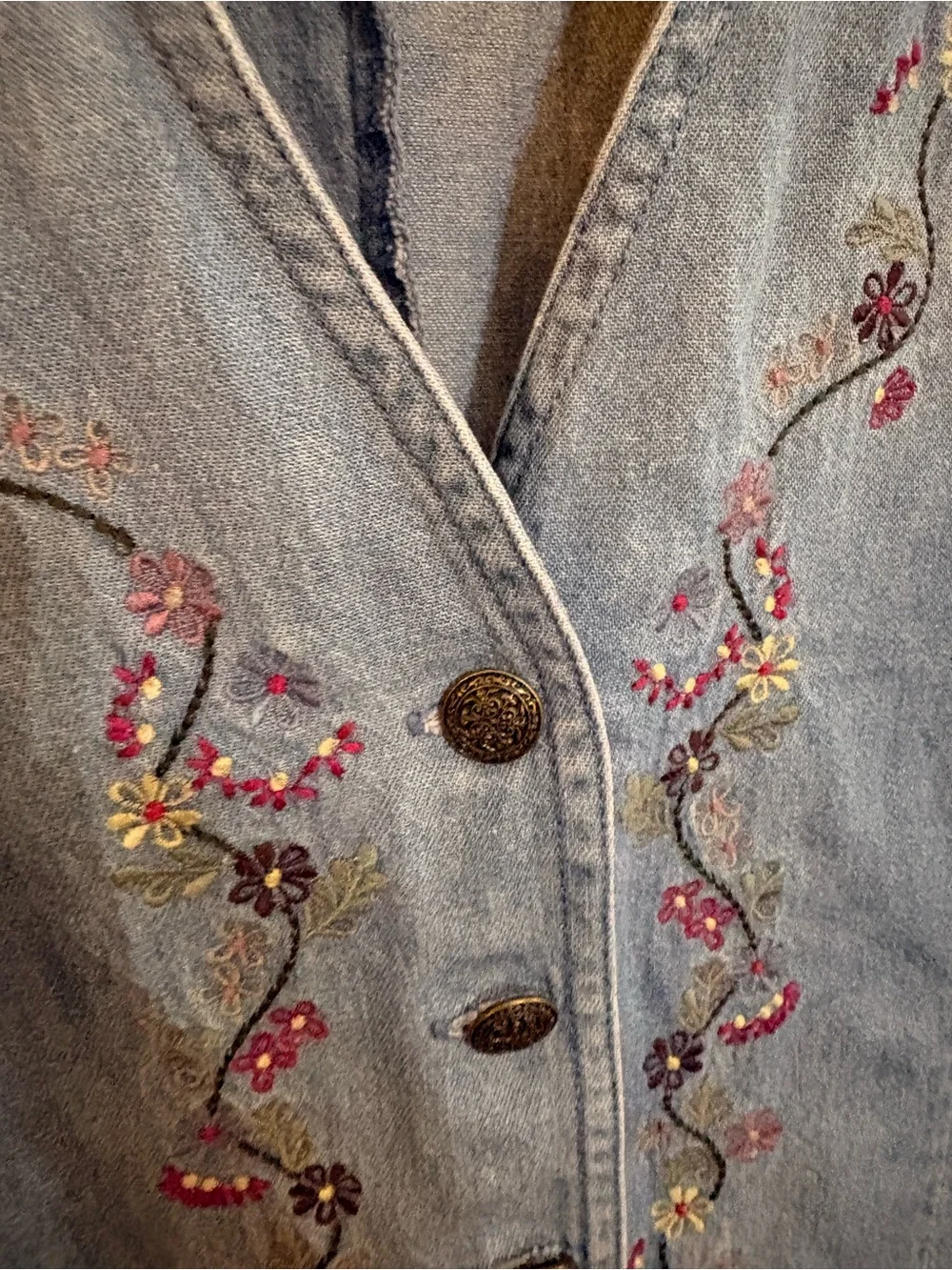 Northern Treasures Floral Embroidered Denim Vest Women’s M - Picture 3 of 7
